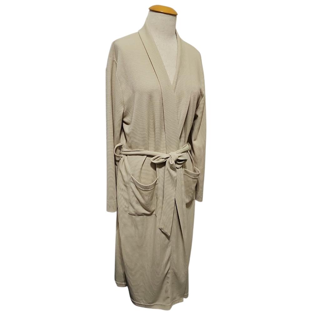 Line and Dot Elegant Cream Women's Robe